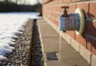 Frostschutz: Außenwasserhähne und Wasserableitung